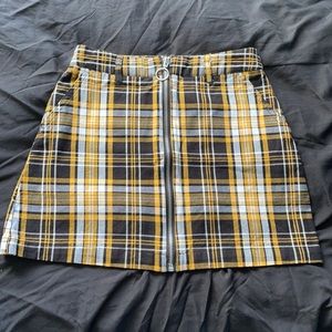 Yellow black and white size (S)